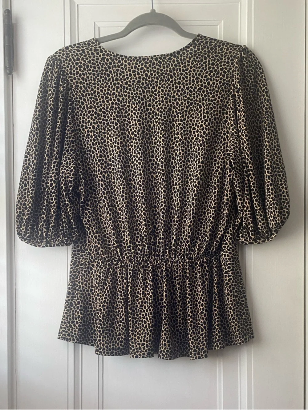 Banana Republic animal print faux wrap top blouse shirt L large NWT - Picture 6 of 6